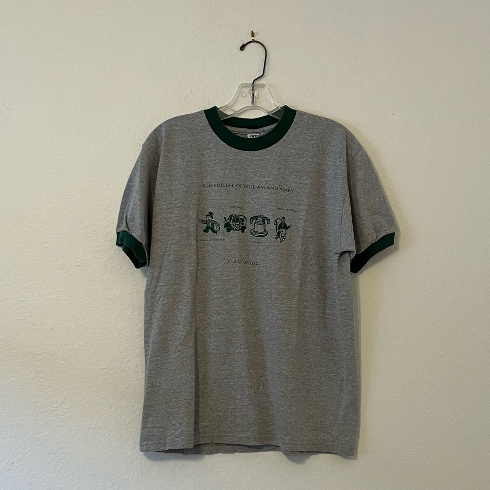The College of William and Mary Class of 2002 T-Shirt